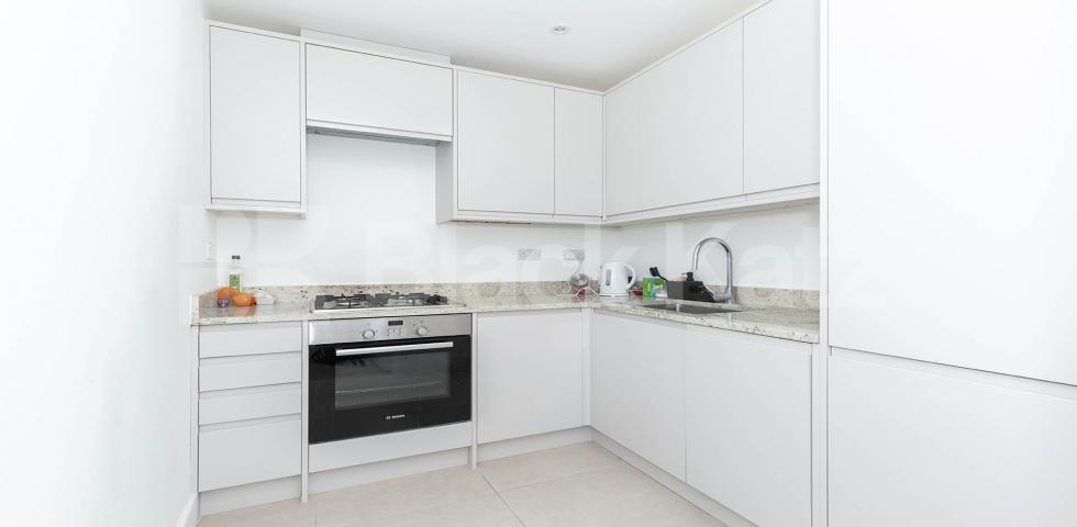 			2 Bedroom, 1 bath, 1 reception Apartment			 York Way, CAMDEN BORDERS 